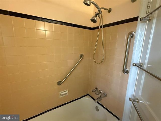23 W WOODLAND AVE, Springfield, PA 19064