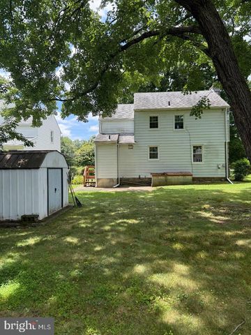 23 W WOODLAND AVE, Springfield, PA 19064