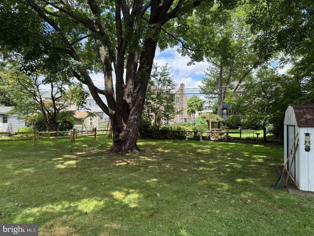 23 W WOODLAND AVE, Springfield, PA 19064