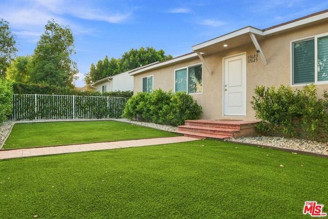 17623 Burbank Boulevard, Encino (los Angeles), CA 91316