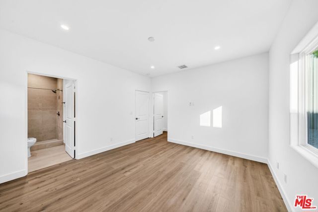17623 Burbank Boulevard, Encino (los Angeles), CA 91316