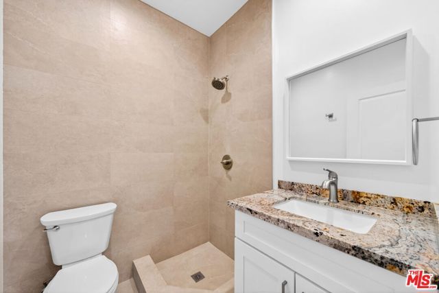 17623 Burbank Boulevard, Encino (los Angeles), CA 91316