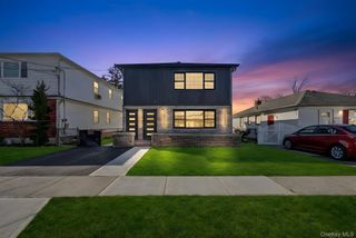 14772 Huxley Street, Rosedale, NY 11422