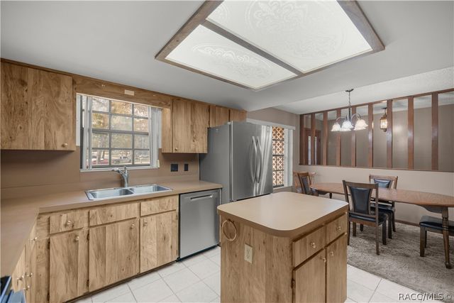 3809 S Ventura Avenue, Inverness, FL 34452