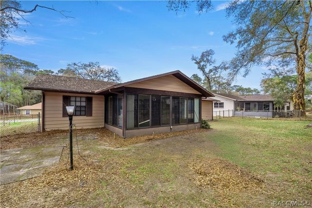 3809 S Ventura Avenue, Inverness, FL 34452