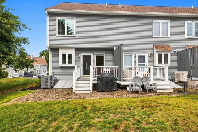 128 Parker Street 4D, Acton, MA 01720