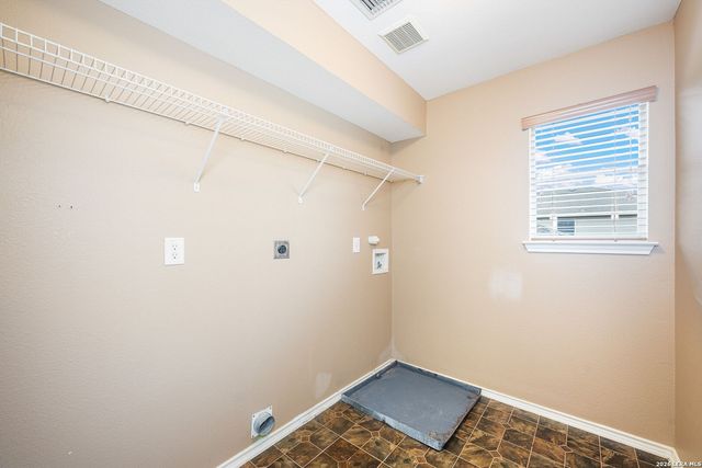 10407 Crystal, Universal City, TX 78148