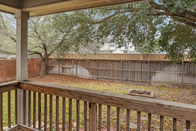 10407 Crystal, Universal City, TX 78148