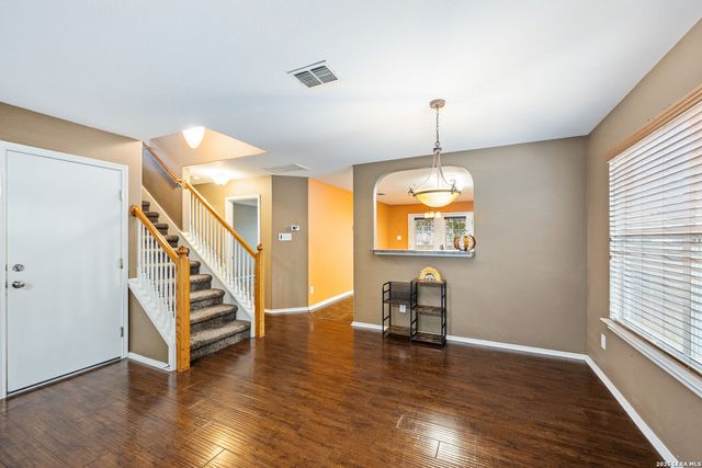 10407 Crystal, Universal City, TX 78148