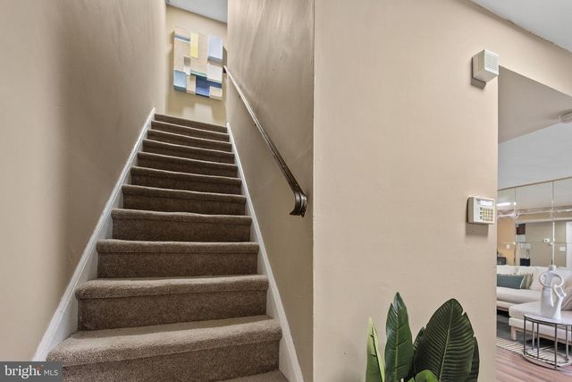 8229 CHELWYNDE AVE, Philadelphia, PA 19153