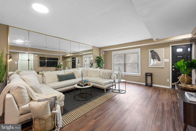 8229 CHELWYNDE AVE, Philadelphia, PA 19153