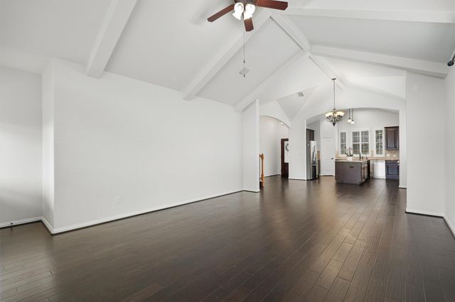 304 Peggy DR, Liberty Hill, TX 78642