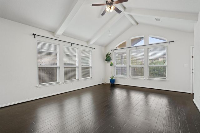 304 Peggy DR, Liberty Hill, TX 78642