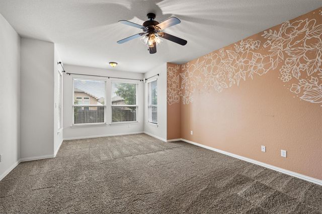 304 Peggy DR, Liberty Hill, TX 78642