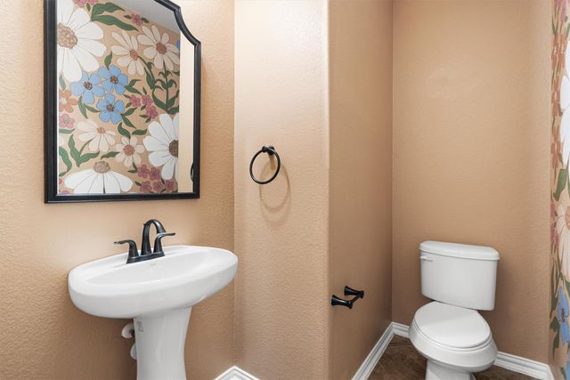 304 Peggy DR, Liberty Hill, TX 78642