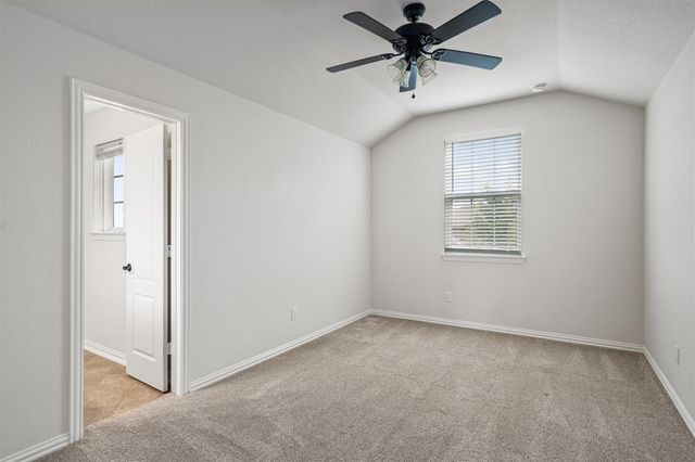 304 Peggy DR, Liberty Hill, TX 78642