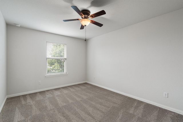 304 Peggy DR, Liberty Hill, TX 78642