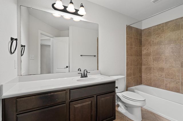 304 Peggy DR, Liberty Hill, TX 78642