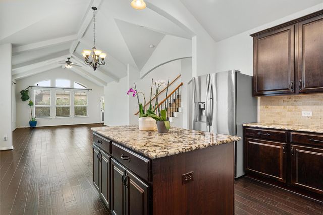304 Peggy DR, Liberty Hill, TX 78642