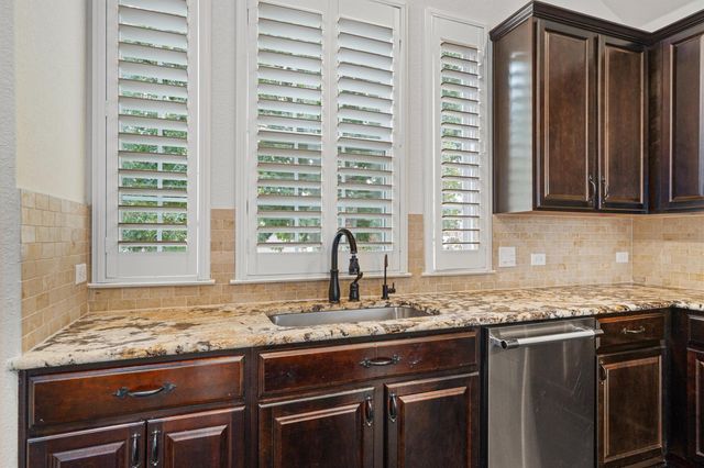 304 Peggy DR, Liberty Hill, TX 78642