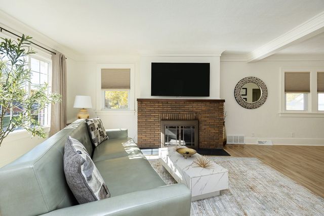 3111 Leado Avenue, Des Moines, IA 50310