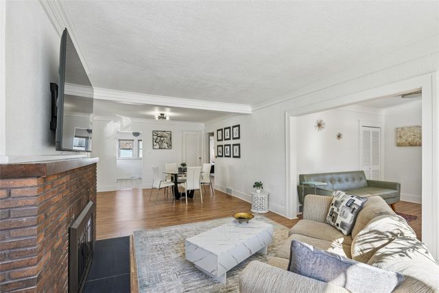 3111 Leado Avenue, Des Moines, IA 50310