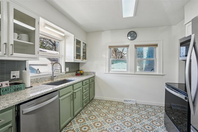 3111 Leado Avenue, Des Moines, IA 50310