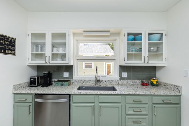 3111 Leado Avenue, Des Moines, IA 50310