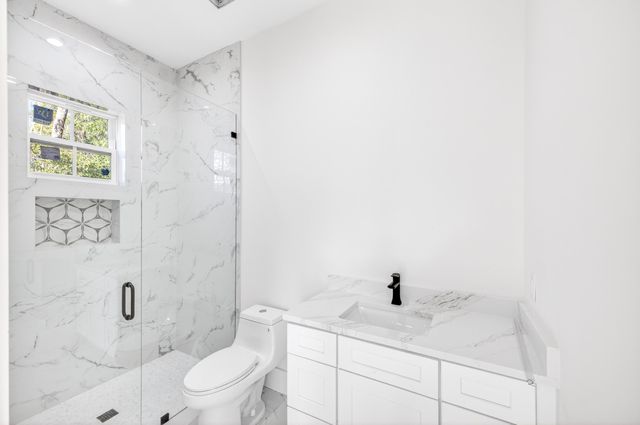 186 Hibernate Way, Freeport, FL 32439