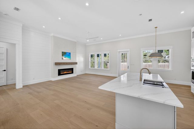 186 Hibernate Way, Freeport, FL 32439