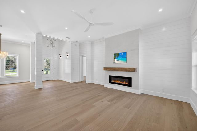 186 Hibernate Way, Freeport, FL 32439