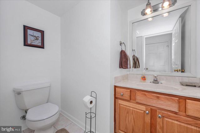 110 TOPAZ DR, Chambersburg, PA 17202