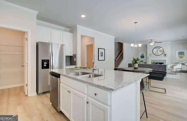 2713 Riverpine Trail, Atlanta, GA 30331