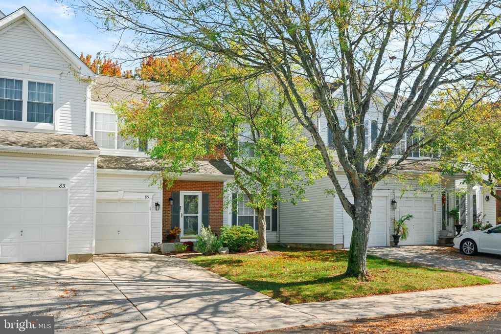 85 WINDINGBROOK RD, Bordentown, NJ 08505