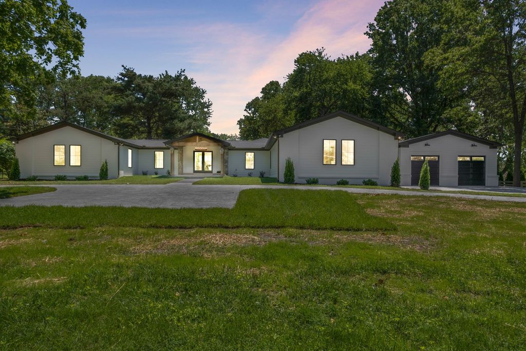 1412 Knox Valley Dr, Brentwood, TN 37027