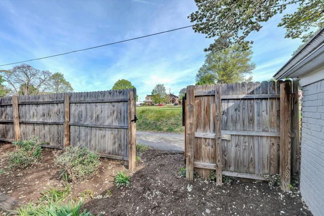 1819 Windsor AVE, Roanoke, VA 24015