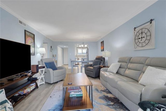 2121 Collier AVE # 508, Fort Myers, FL 33901