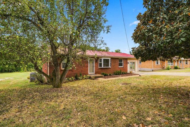2206 Courtney Ave, Nashville, TN 37218
