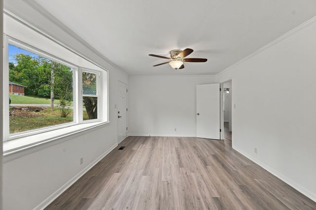 2206 Courtney Ave, Nashville, TN 37218