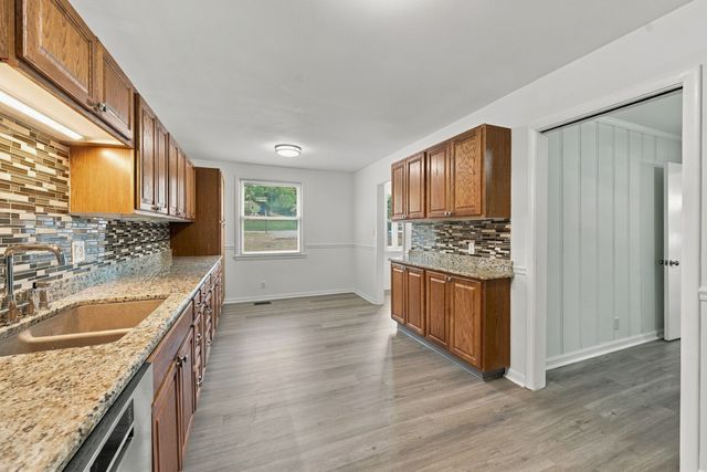 2206 Courtney Ave, Nashville, TN 37218