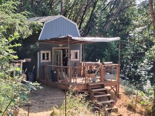 416 Warner Road, Wolf Creek, OR 97497