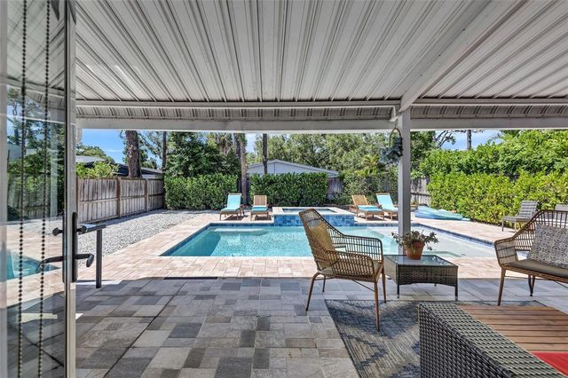 2437 FLOYD STREET, Sarasota, FL 34239