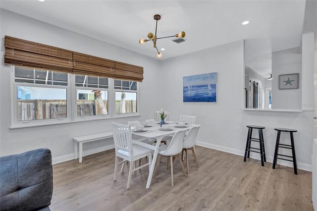 2437 FLOYD STREET, Sarasota, FL 34239