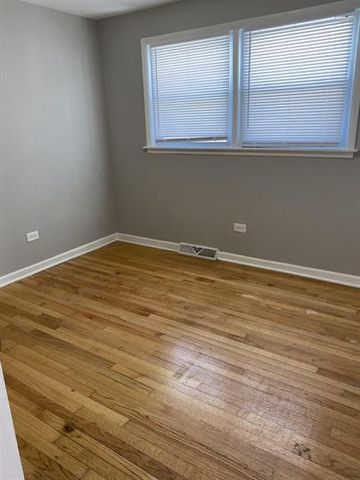 53 E 101st Street, Chicago, IL 60628