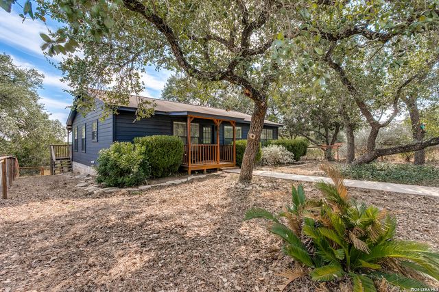 156 Misty Hills Dr, Canyon Lake, TX 78133