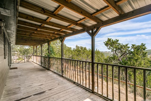 156 Misty Hills Dr, Canyon Lake, TX 78133