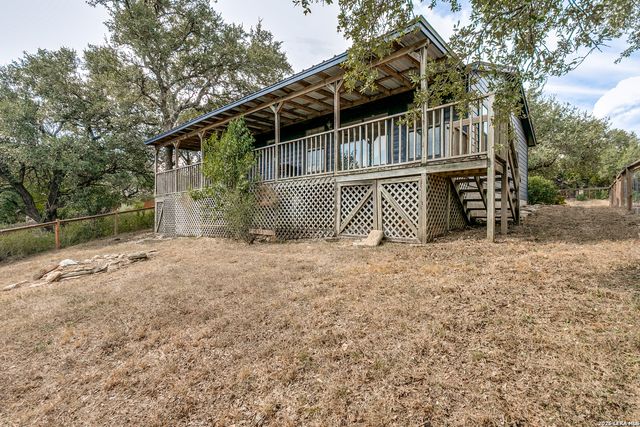156 Misty Hills Dr, Canyon Lake, TX 78133