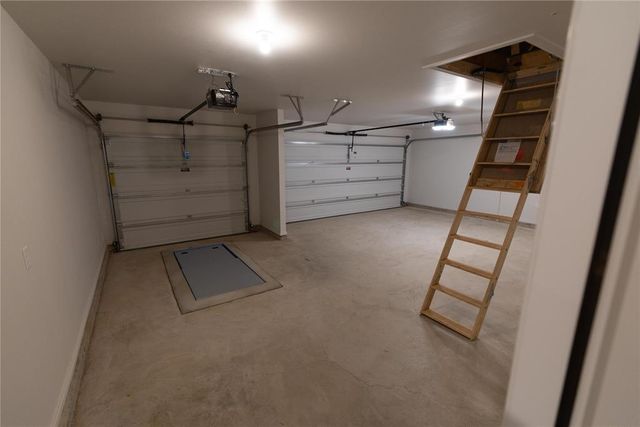 916 Damask Drive, Edmond, OK 73034