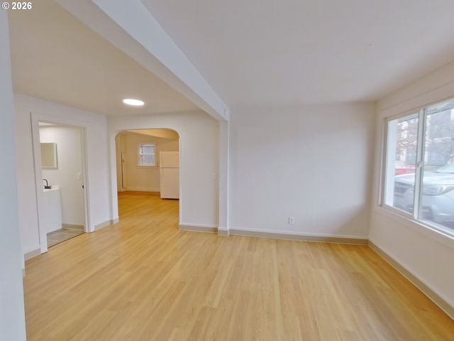 423 E 18TH Ave, Eugene, OR 97401
