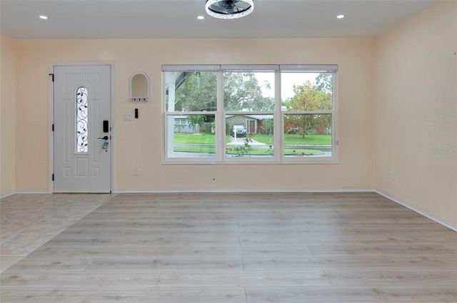 11452 81ST PLACE, Seminole, FL 33772